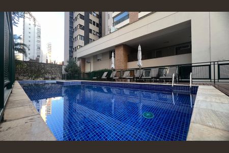Apartamento à venda com 160m², 3 quartos e 3 vagasPiscina