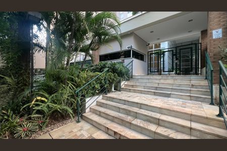 Apartamento à venda com 160m², 3 quartos e 3 vagasEntrada
