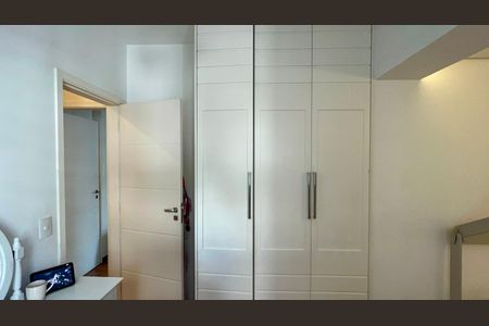 Apartamento à venda com 160m², 3 quartos e 3 vagasQuarto 2