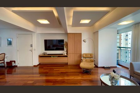 Apartamento à venda com 160m², 3 quartos e 3 vagasSala