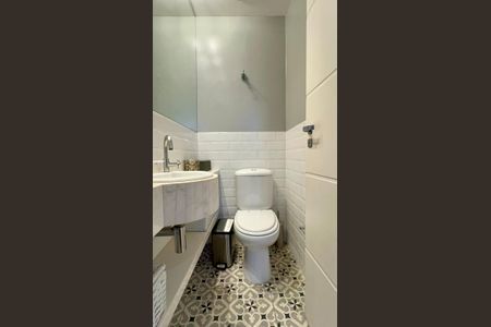 Apartamento à venda com 160m², 3 quartos e 3 vagasLavabo