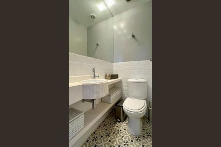 Apartamento à venda com 160m², 3 quartos e 3 vagasLavabo