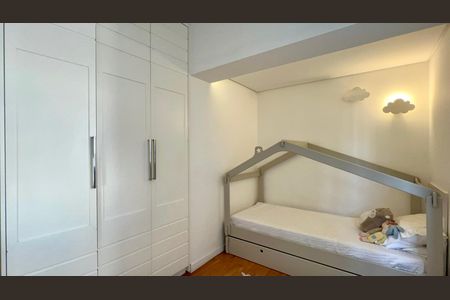 Apartamento à venda com 160m², 3 quartos e 3 vagasQuarto 2