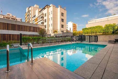 Apartamento à venda com 90m², 2 quartos e 2 vagasÁrea externa