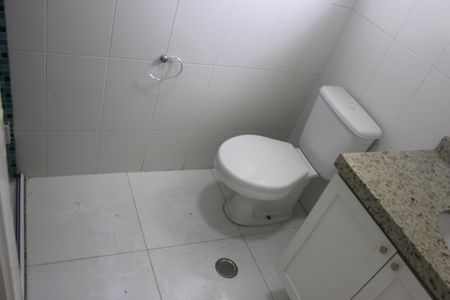 Apartamento à venda com 134m², 3 quartos e 2 vagasBanheiro social