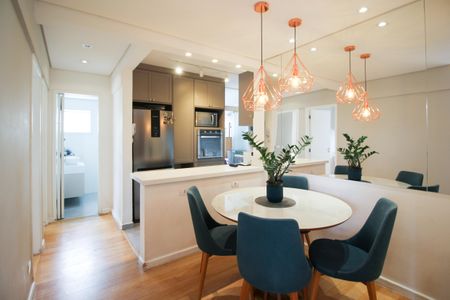 Sala de apartamento à venda com 2 quartos, 65m² em Moema, São Paulo