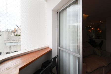 Varanda de apartamento à venda com 2 quartos, 65m² em Moema, São Paulo