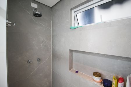 Apartamento à venda com 65m², 2 quartos e 1 vaga Apartamento à venda com 65m², 2 quartos e 1 vagaBanheiro