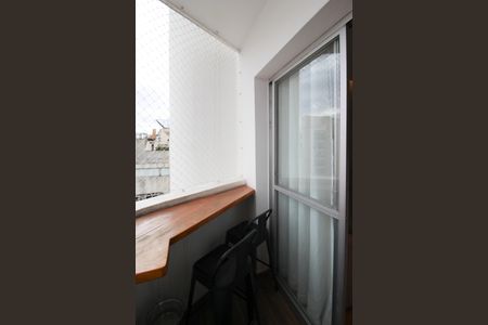 Apartamento à venda com 65m², 2 quartos e 1 vaga Apartamento à venda com 65m², 2 quartos e 1 vagaVaranda