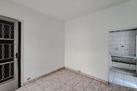 Casa para alugar com 75m², 2 quartos e sem vagaSala