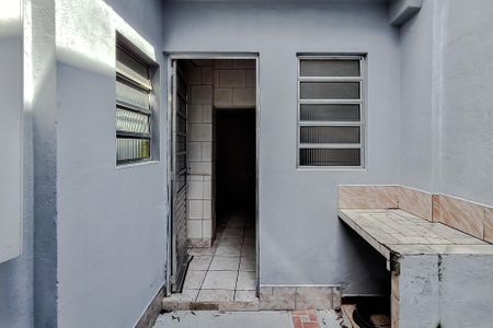 Casa para alugar com 75m², 2 quartos e sem vagaÁrea externa