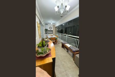 Apartamento à venda com 116m², 3 quartos e 2 vagasVaranda