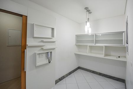 Apartamento à venda com 98m², 3 quartos e 2 vagasCozinha