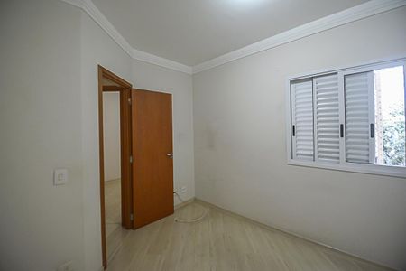 Apartamento à venda com 98m², 3 quartos e 2 vagasQuarto 2