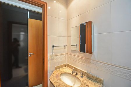 Apartamento à venda com 98m², 3 quartos e 2 vagasBanheiro da Suíte