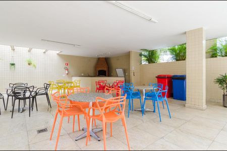 Apartamento à venda com 98m², 3 quartos e 2 vagasÁrea comum - Churrasqueira