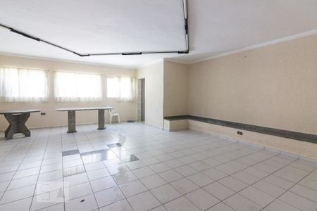 Apartamento para alugar com 70m², 2 quartos e 1 vaga Apartamento para alugar com 70m², 2 quartos e 1 vagaÁrea comum - Salão de festas