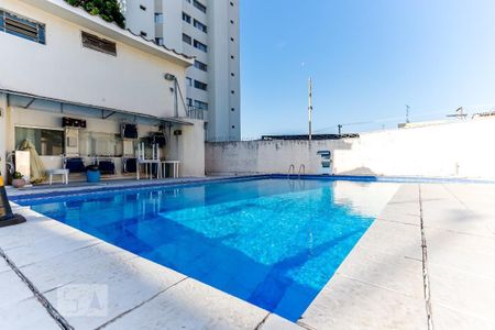 Apartamento para alugar com 70m², 2 quartos e 1 vaga Apartamento para alugar com 70m², 2 quartos e 1 vagaÁrea comum - Piscina