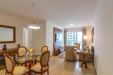 Sala de apartamento à venda com 3 quartos, 75m² em Vila Olímpia, São Paulo