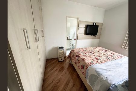 Apartamento à venda com 68m², 2 quartos e 2 vagasQuarto 2
