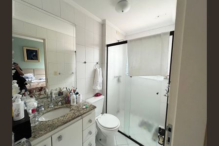 Apartamento à venda com 68m², 2 quartos e 2 vagasBanheiro 1