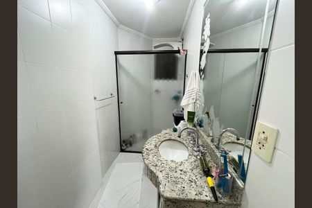 Apartamento à venda com 68m², 2 quartos e 2 vagasBanheiro 2