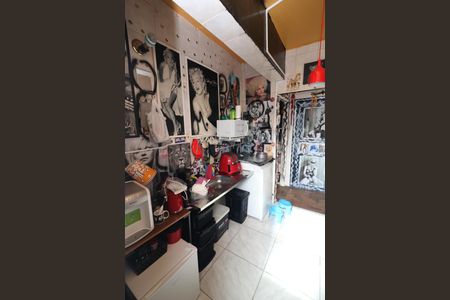 Apartamento à venda com 42m², 1 quarto e sem vagaCozinha e Área de Serviço