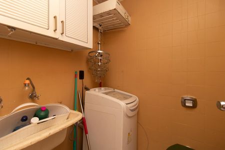 Apartamento à venda com 120m², 2 quartos e 1 vagaCozinha e Área de Serviço