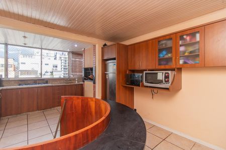 Apartamento à venda com 120m², 2 quartos e 1 vagaCozinha e Área de Serviço