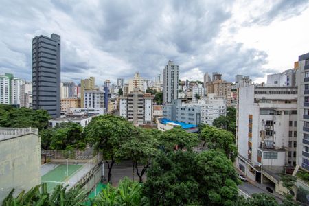 VISTA de apartamento à venda com 3 quartos, 70m² em Santo Antônio, Belo Horizonte