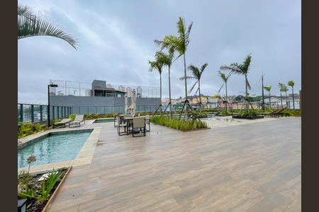 Apartamento à venda com 61m², 2 quartos e 1 vagaÁrea comum - Piscina