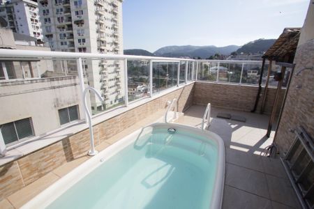 Apartamento à venda com 162m², 3 quartos e 1 vagaÁrea comum