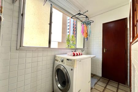 Apartamento à venda com 87m², 2 quartos e 1 vagaÁrea de Serviço