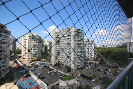 Apartamento para alugar com 80m², 3 quartos e 1 vagaVaranda
