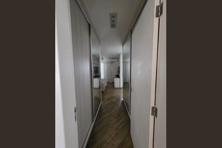 Casa à venda com 120m², 2 quartos e 2 vagasSuíte