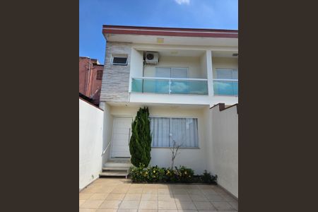 Casa à venda com 120m², 2 quartos e 2 vagasGaragem