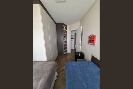 Quarto de casa à venda com 2 quartos, 120m² em Jardim Teresa, São Paulo