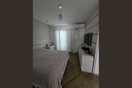 Casa à venda com 120m², 2 quartos e 2 vagasSuíte
