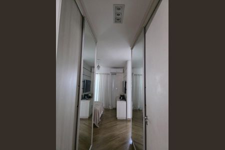 Casa à venda com 120m², 2 quartos e 2 vagasSuíte