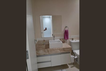Casa à venda com 120m², 2 quartos e 2 vagasBanheiro