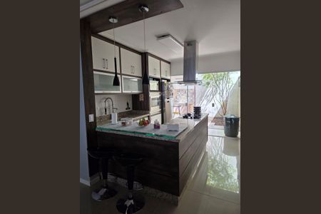 Casa à venda com 120m², 2 quartos e 2 vagasCozinha