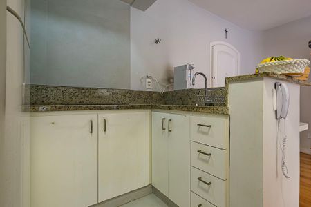 Sala/Cozinha de apartamento à venda com 1 quarto, 40m² em Jardim Paulista, São Paulo