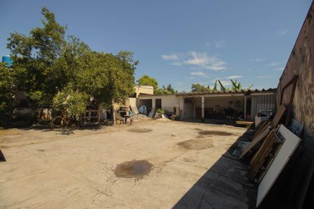 Casa para alugar com 2000m², 4 quartos e 3 vagas Casa para alugar com 2000m², 4 quartos e 3 vagasGaragem