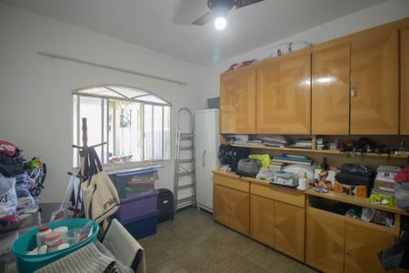 Casa para alugar com 2000m², 4 quartos e 3 vagas Casa para alugar com 2000m², 4 quartos e 3 vagasQuarto 1