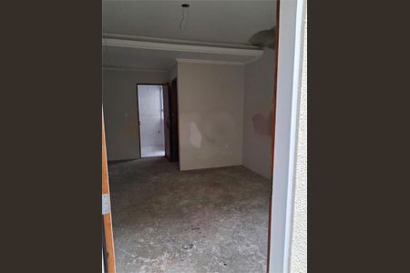 Casa à venda com 3 quartos, 77m² em Chora Menino, São Paulo