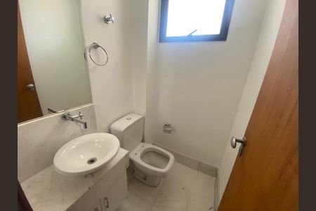 Apartamento para alugar com 4 quartos, 150m² em Cruzeiro, Belo Horizonte