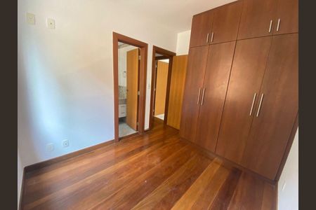 Apartamento para alugar com 4 quartos, 150m² em Cruzeiro, Belo Horizonte