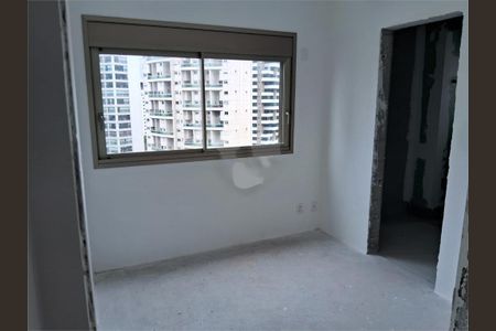 Apartamento à venda com 3 quartos, 150m² em Indianópolis, São Paulo