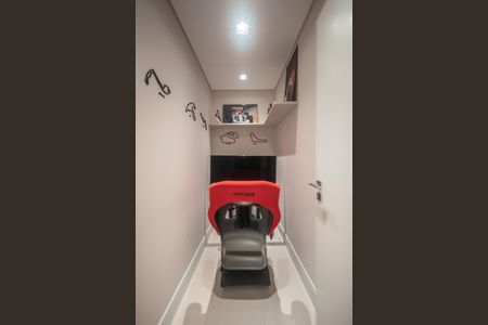 Apartamento à venda com 105m², 2 quartos e 2 vagasEscritório