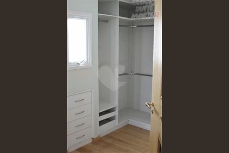 Casa à venda com 4 quartos, 650m² em Bosque da Saúde, São Paulo